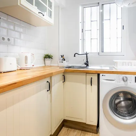 Apartmento Con Terraza En Cabañal *