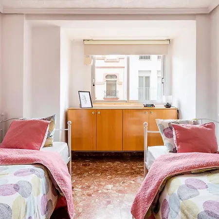 Apartment Big At With Terrace Valencia