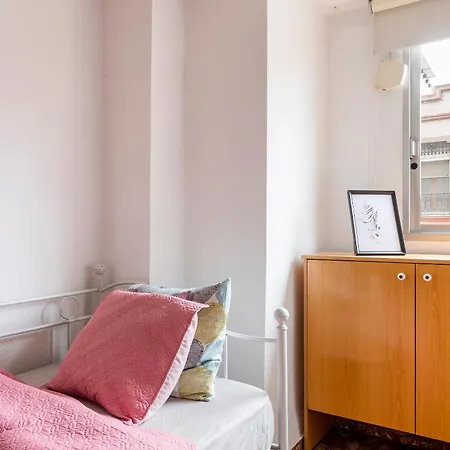 Apartmento Con Terraza En Cabañal *