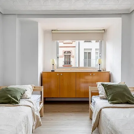 Big At With Terrace شقة فالنسيا